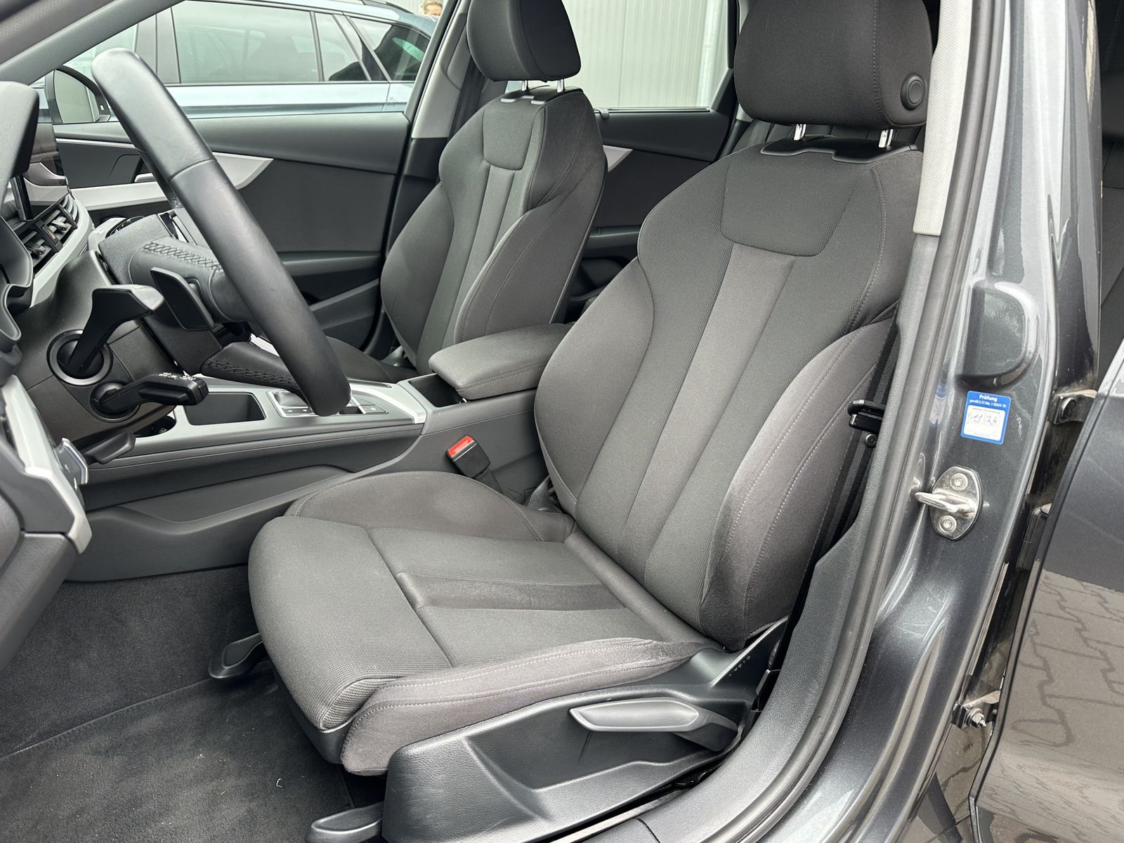 Audi A4 Avant 40 TDI Quattro S-Line - Samsaru's Car Outlet
