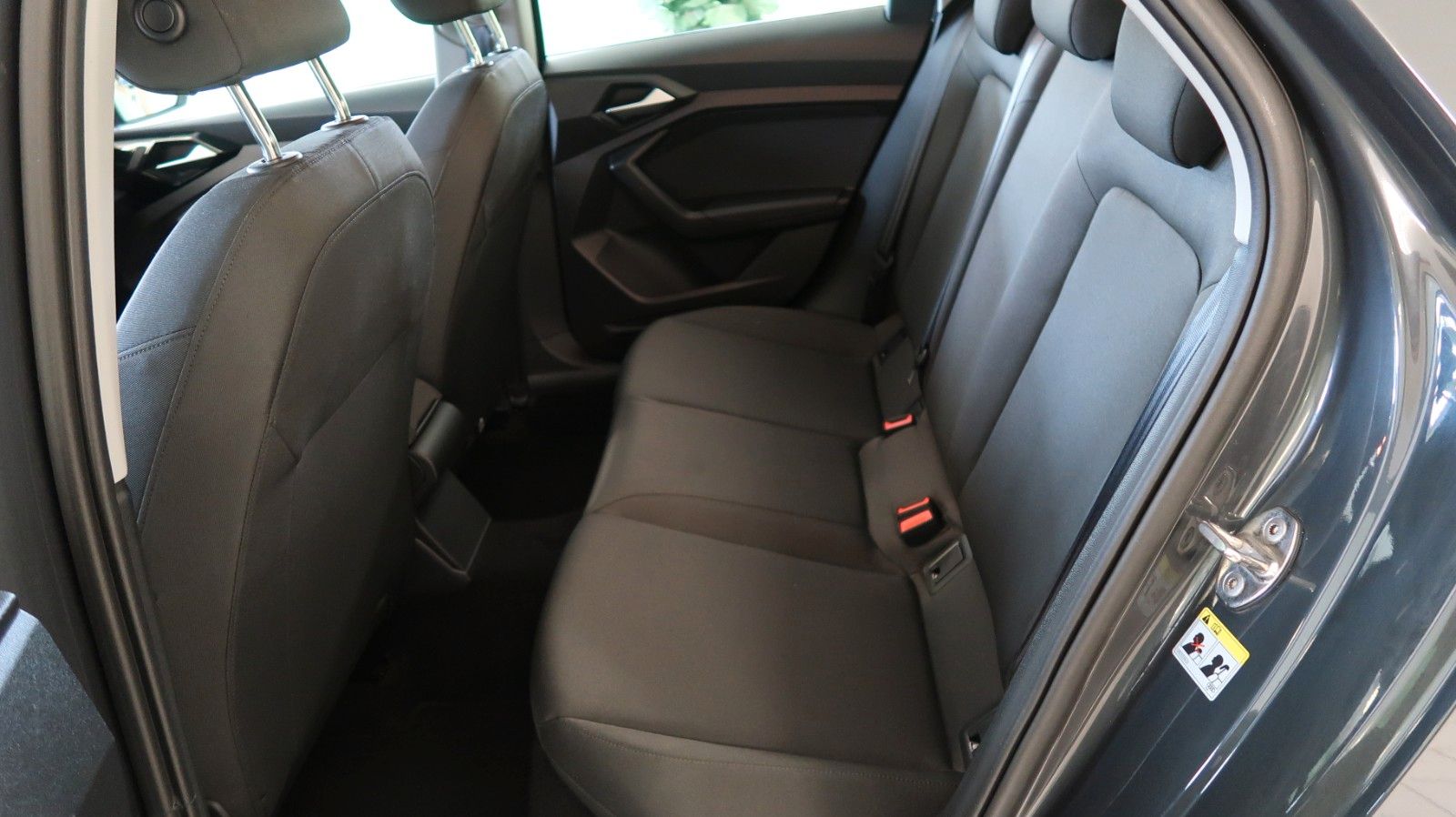 Audi A1 Sportback 1,0 TFSI advanced +RFK +APP+KlimaAT