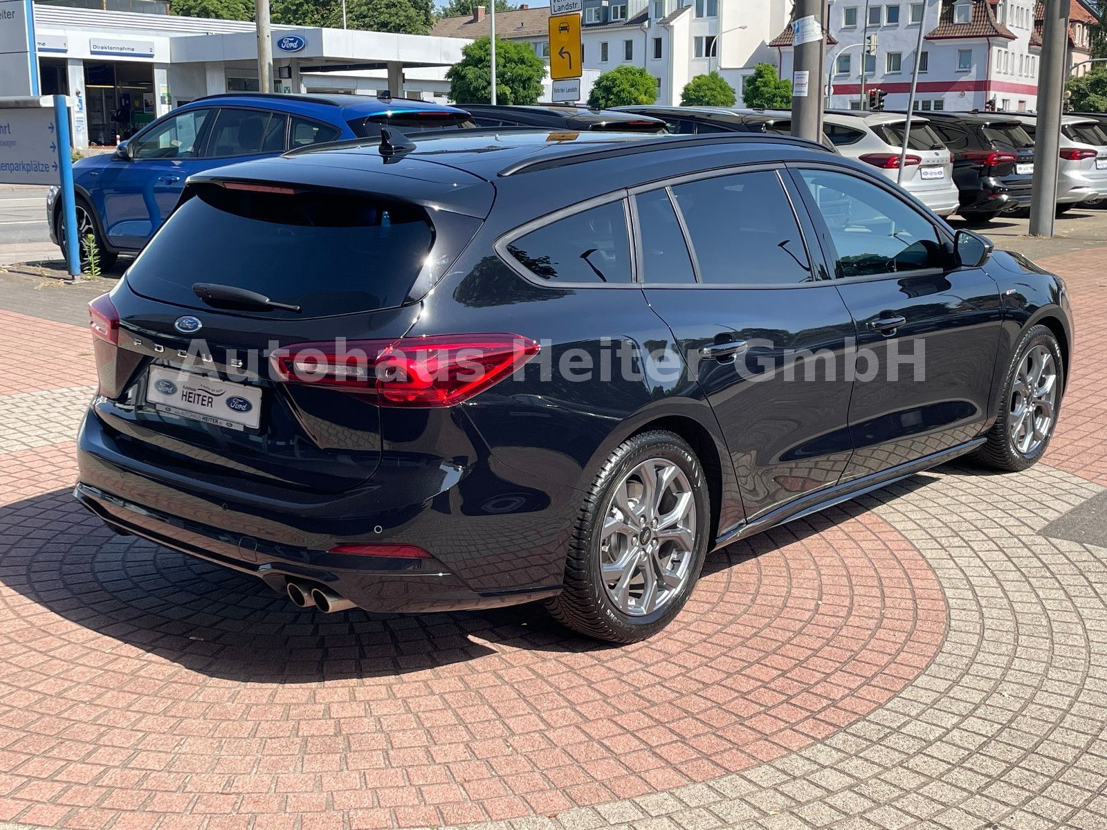Ford Focus 1.5 EB Aut.ST-Line X / ACC+Matrix+e.Klappe
