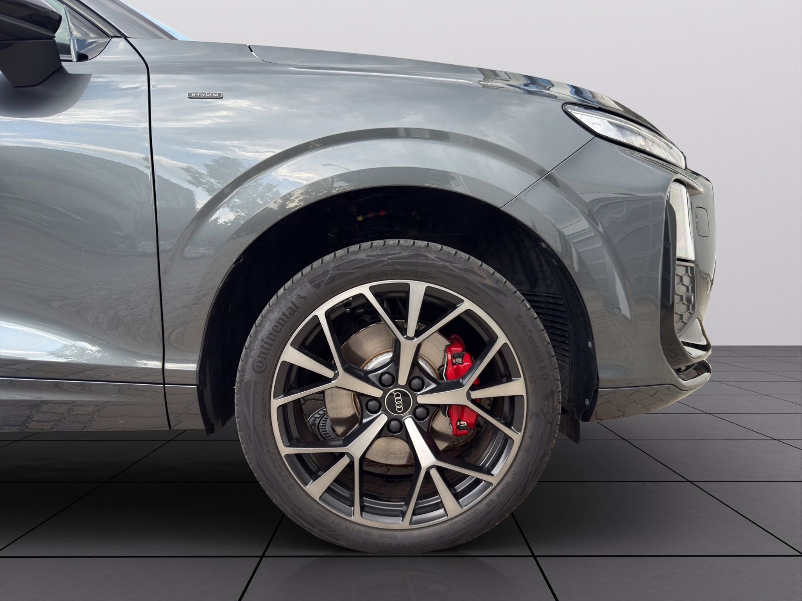 Audi Q3 e-hybrid S line TECH PRO+PANO+MATRIX+SONOS