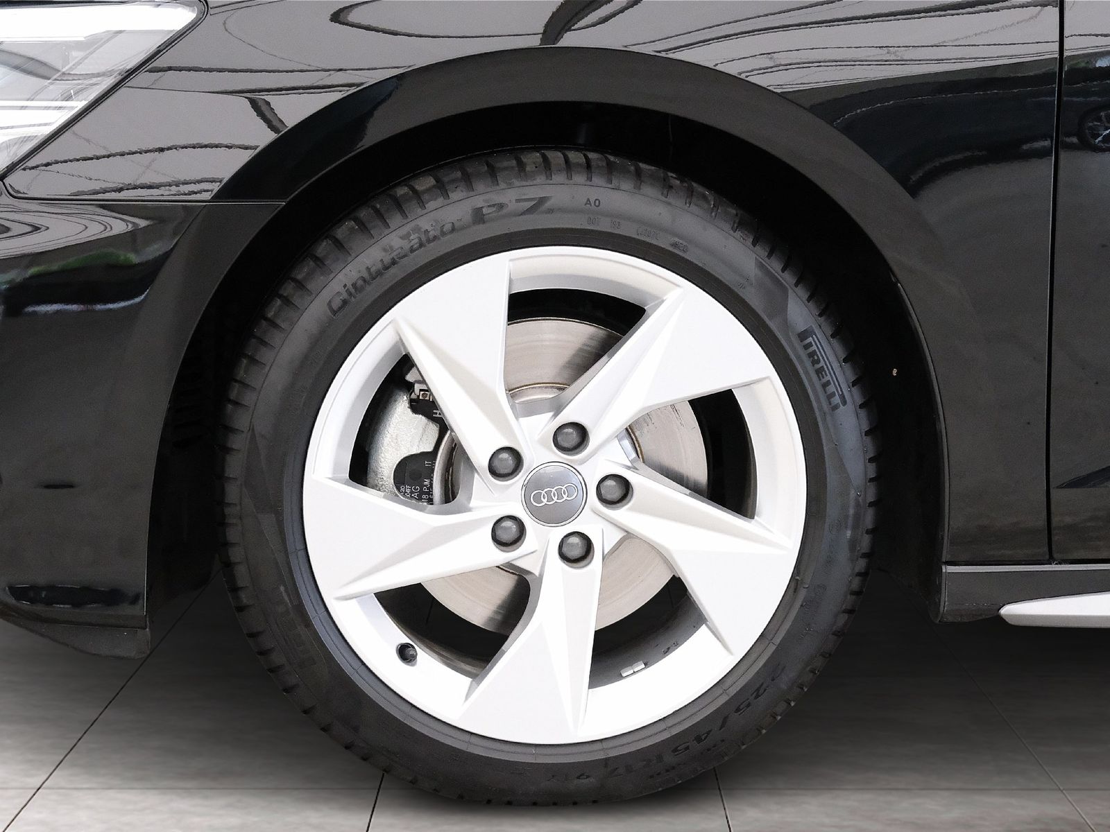 Audi A3 Sportback 35 TFSI S line - Samsaru's Car Outlet