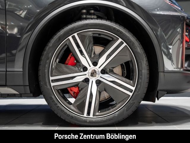 Porsche Macan Turbo - Samsaru's Car Outlet