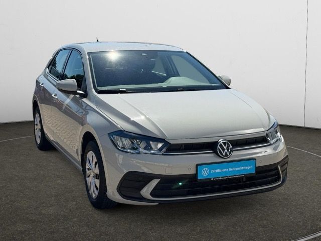Volkswagen Polo VI 1.0 TSI DSG Life - Samsaru's Car Outlet