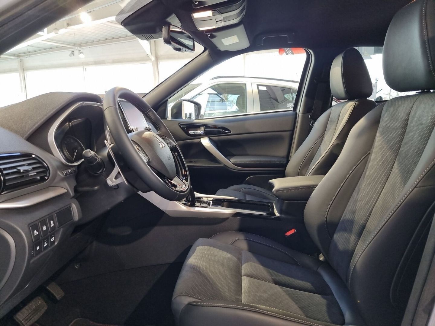 Mitsubishi Eclipse Cross Plug-In Hybrid Select Navi Sitzh.