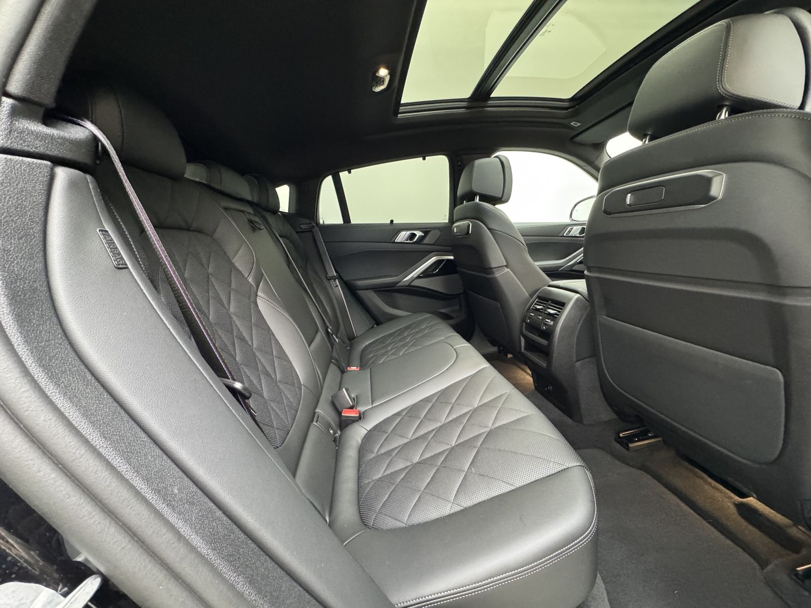BMW X6 xDrive30d M Sport Pro 22Zoll AHK Pano ACC