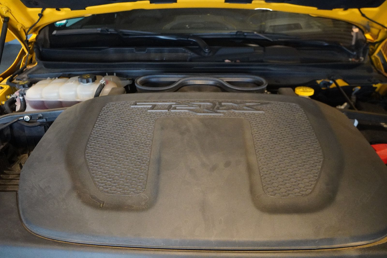 Dodge RAM 1500 TRX V8 6.2 L -Hardtop-MWST-Top Zustand