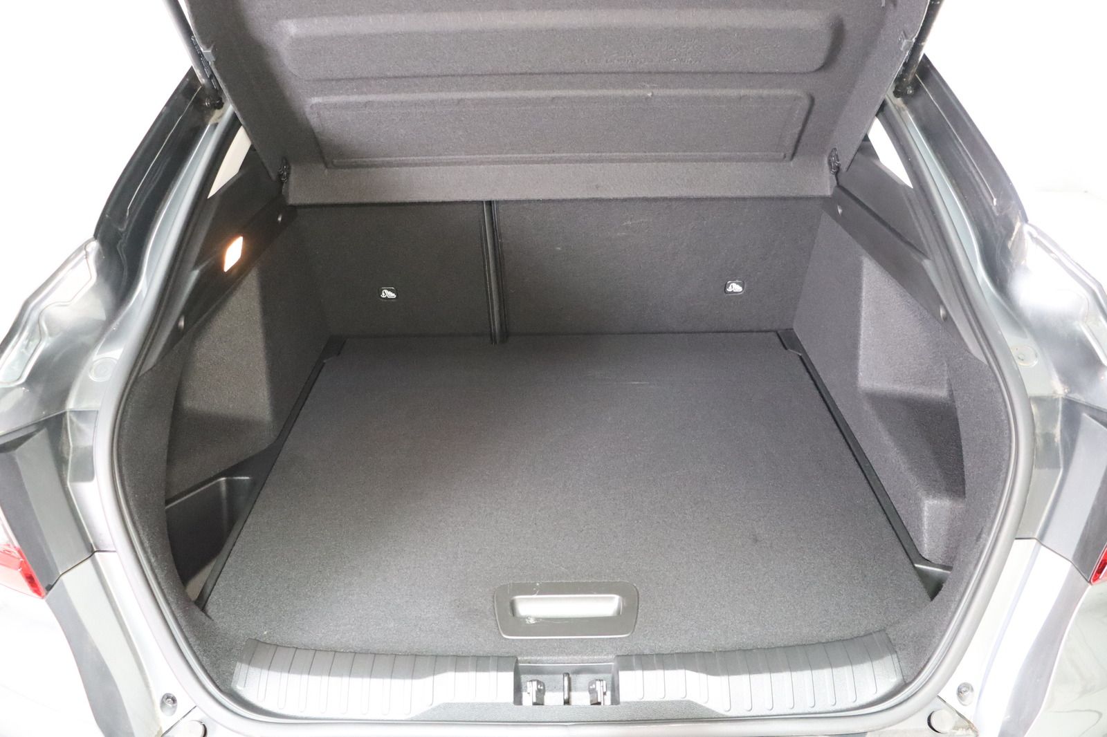 Renault Arkana - Samsaru's Car Outlet