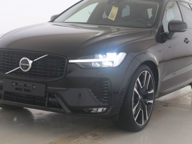 Volvo XC60 B5 Ultra Dark AWD B&W Massage 22"Luftfwk