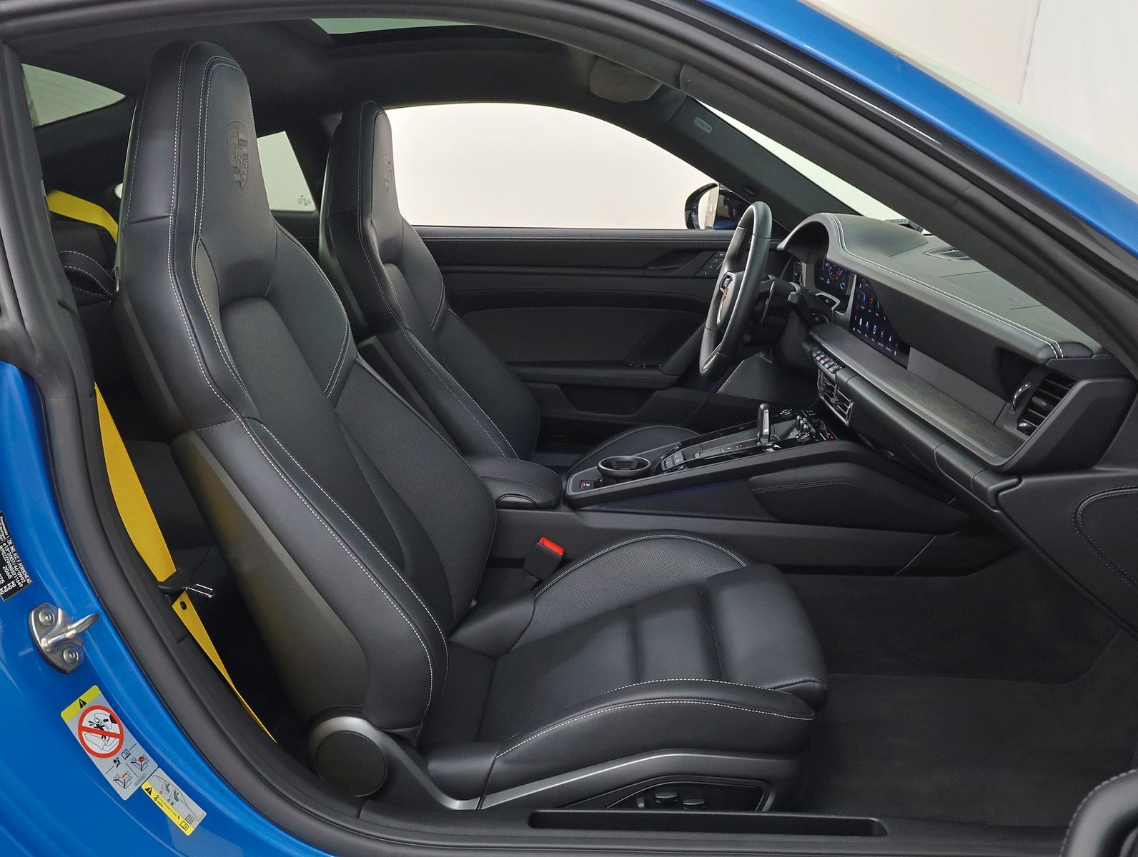 Porsche 911 Carrera 4 GTS T-Hybrid
