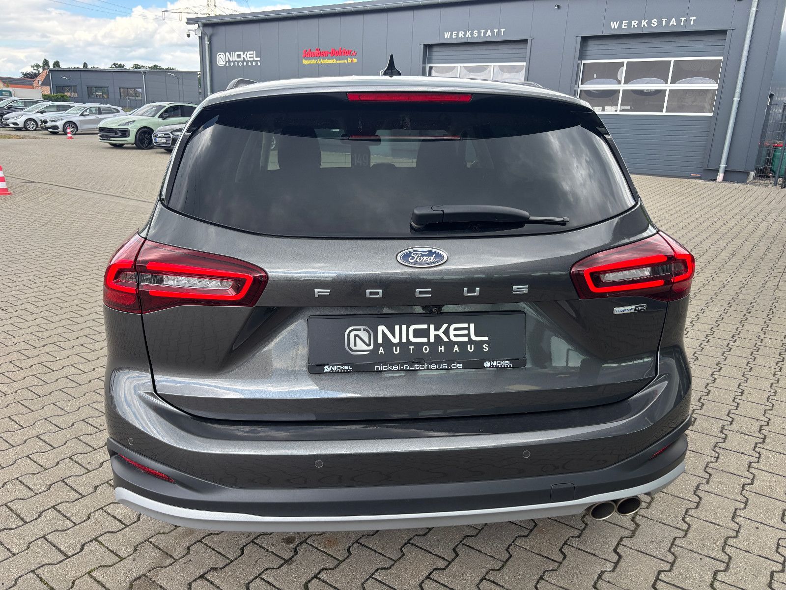 Ford Focus Turnier Active X*Led*HuD*Ahk*Kamera*ACC*
