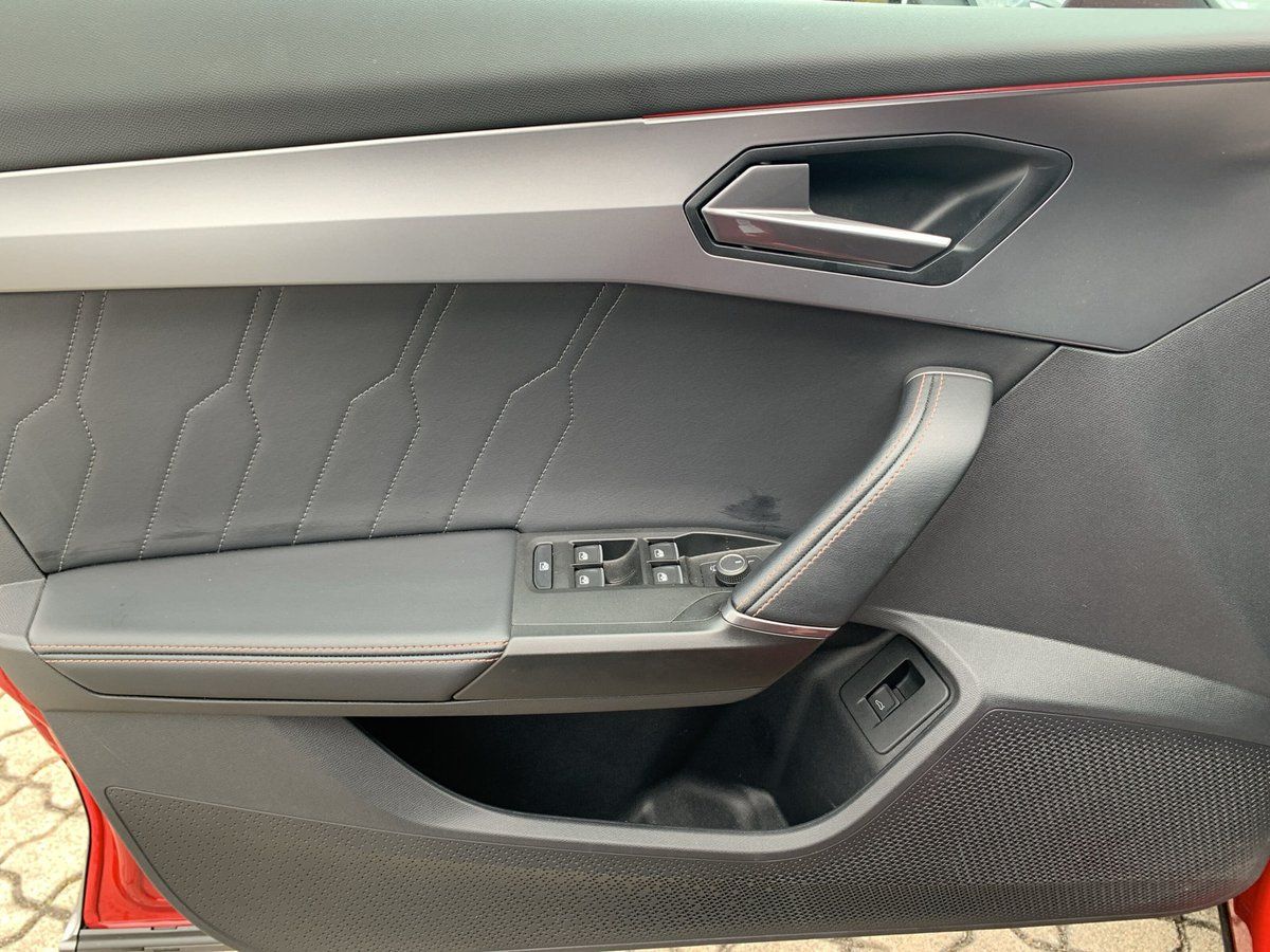 Cupra Formentor VZ 2.0 DSG 4DRIVE AHK+KLIMA+ACC+DAB+