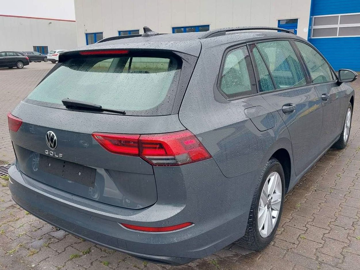 Volkswagen Golf VIII Variant Life - Samsaru's Car Outlet