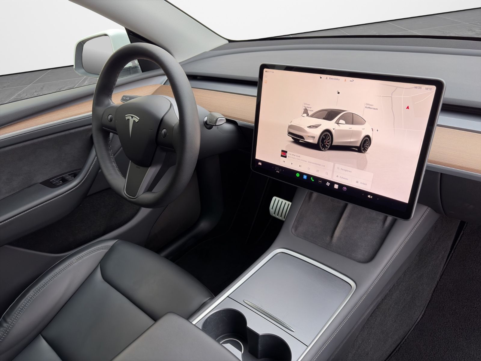 Tesla Model Y Performance Dual AWD *Gigafactory Berlin