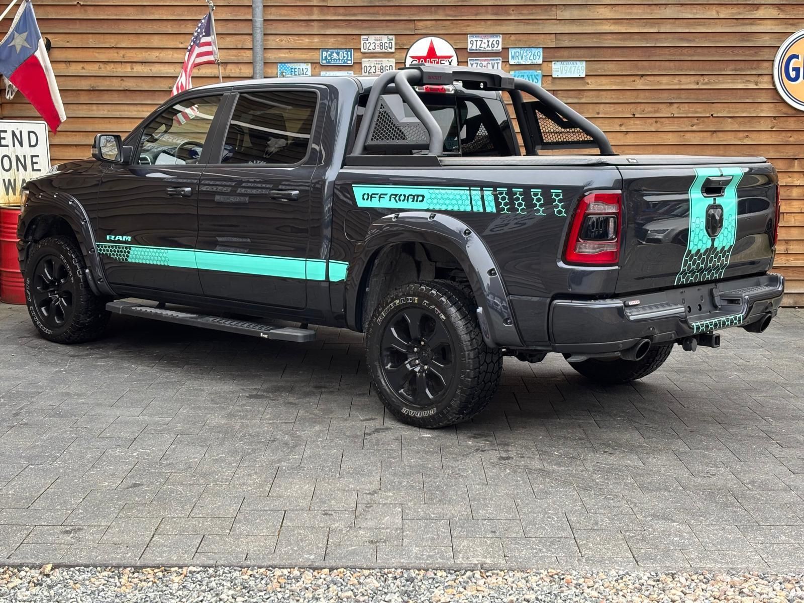 Dodge RAM 1500 Laramie 5.7L PANO 4x4 AHK LPG