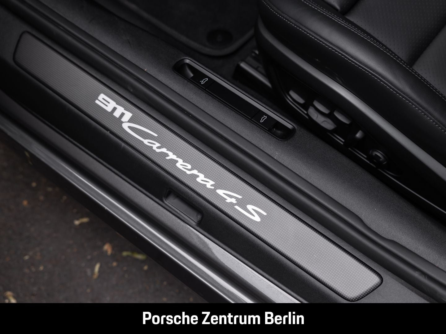 Porsche 992 911 Carrera 4S Cabriolet BOSE LED-Matrix