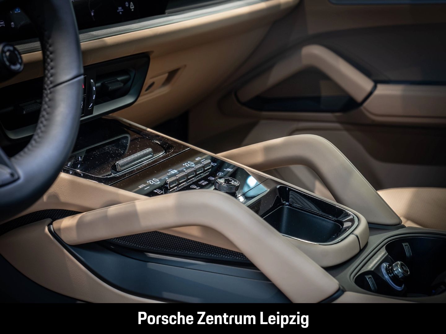 Porsche Cayenne SportDesign 22Zoll Massage AHK HD-Matrix