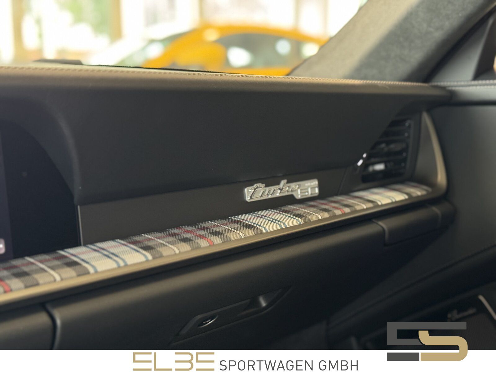 Porsche 911 Turbo S 50 Jahre BURM PANO INNO LIFT HERITAG