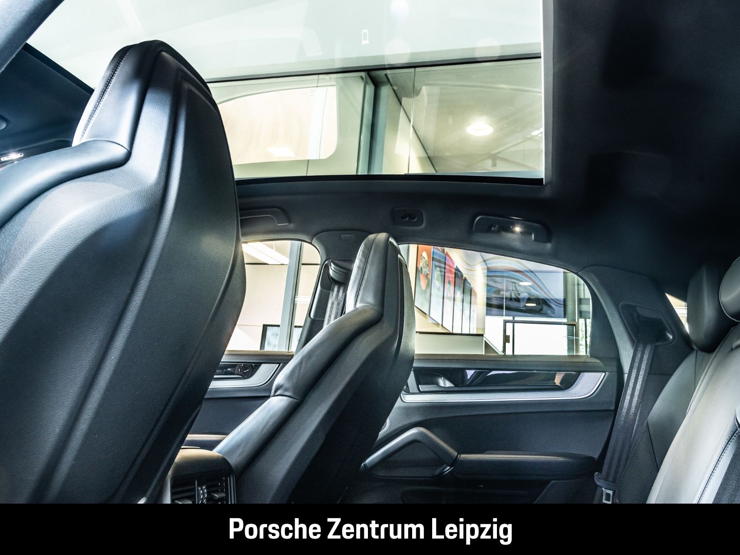 Porsche Cayenne E-Hybrid Coupe Sportabgas el.AHK Luft
