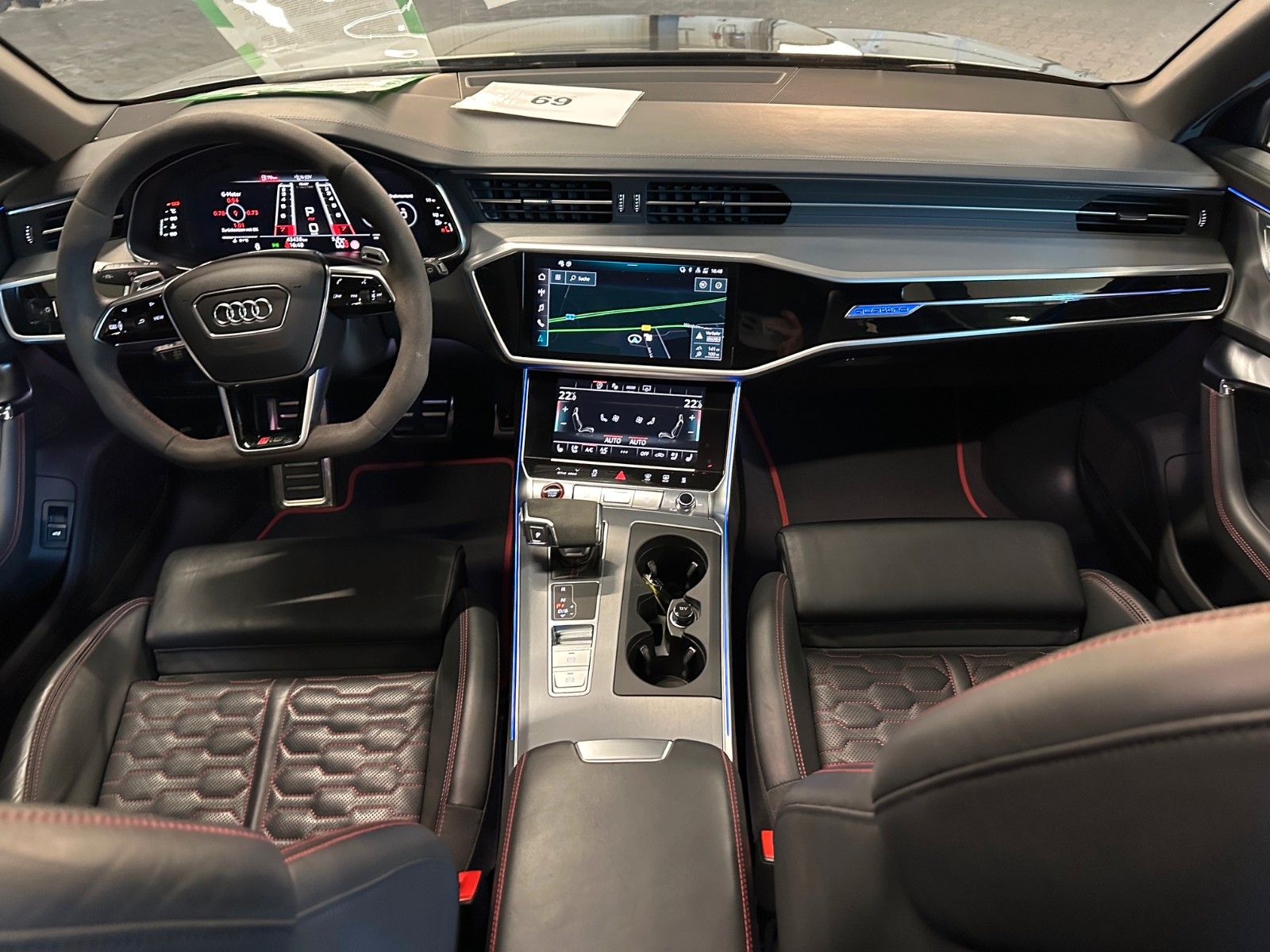 Audi RS6 Avant 4.0 TFSI quattro*LASER*PANORAMA*DYNAMI