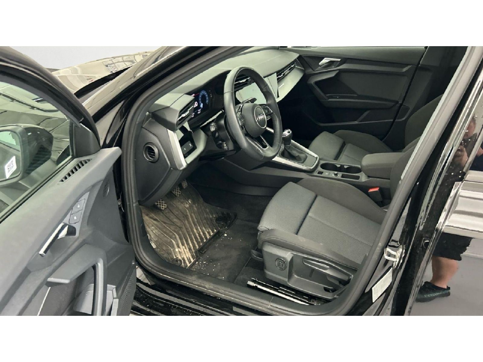 Audi A3 Sportback 35 TFSI - Samsaru's Car Outlet
