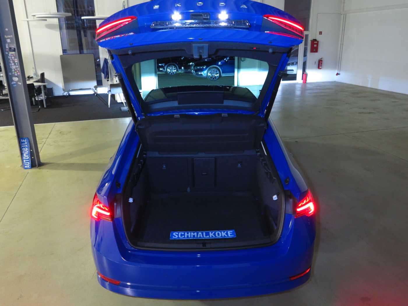 Skoda Octavia 2.0 TDI SCR DSG7 Style Navi ACC DAB LM17