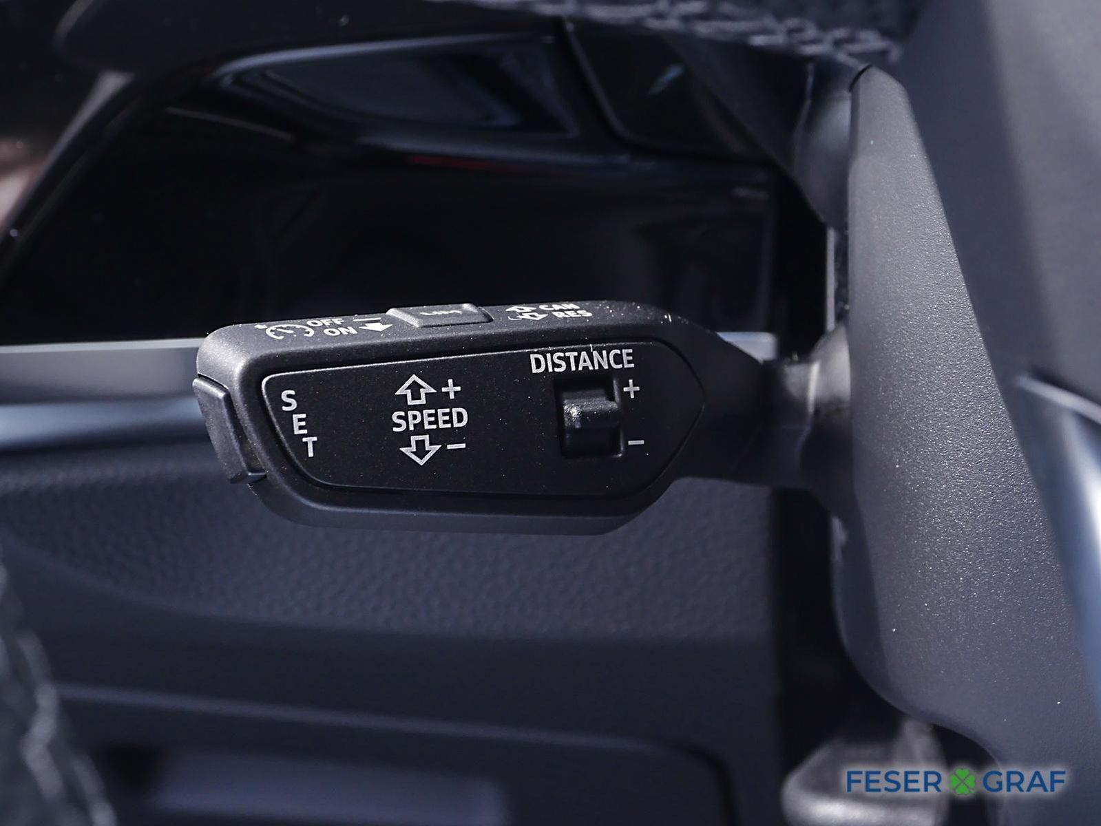 Audi Q3 S line 40 TFSI quattro AHK Pano RFK ACC LED