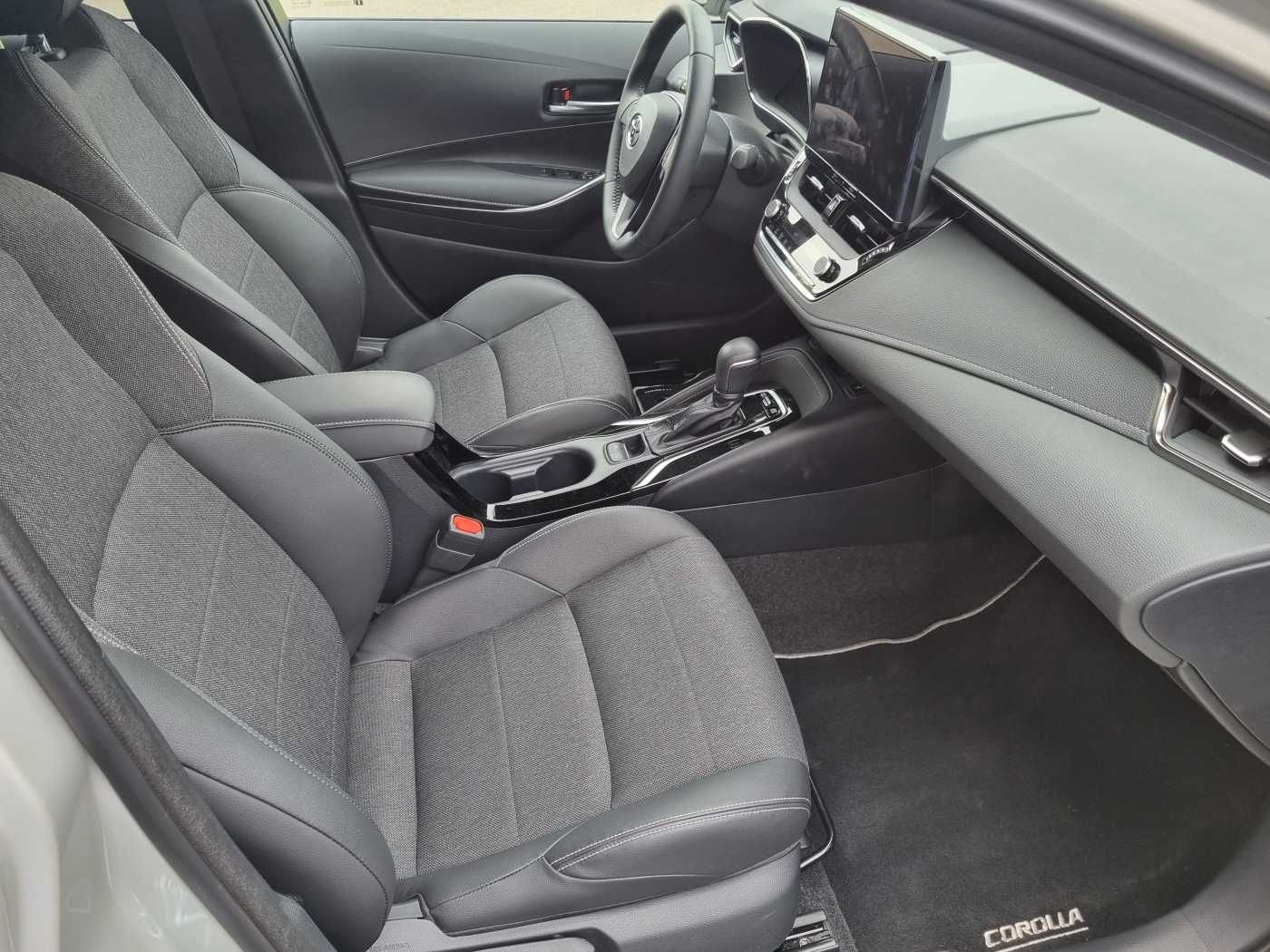 Toyota Corolla Hybrid - Samsaru's Car Outlet