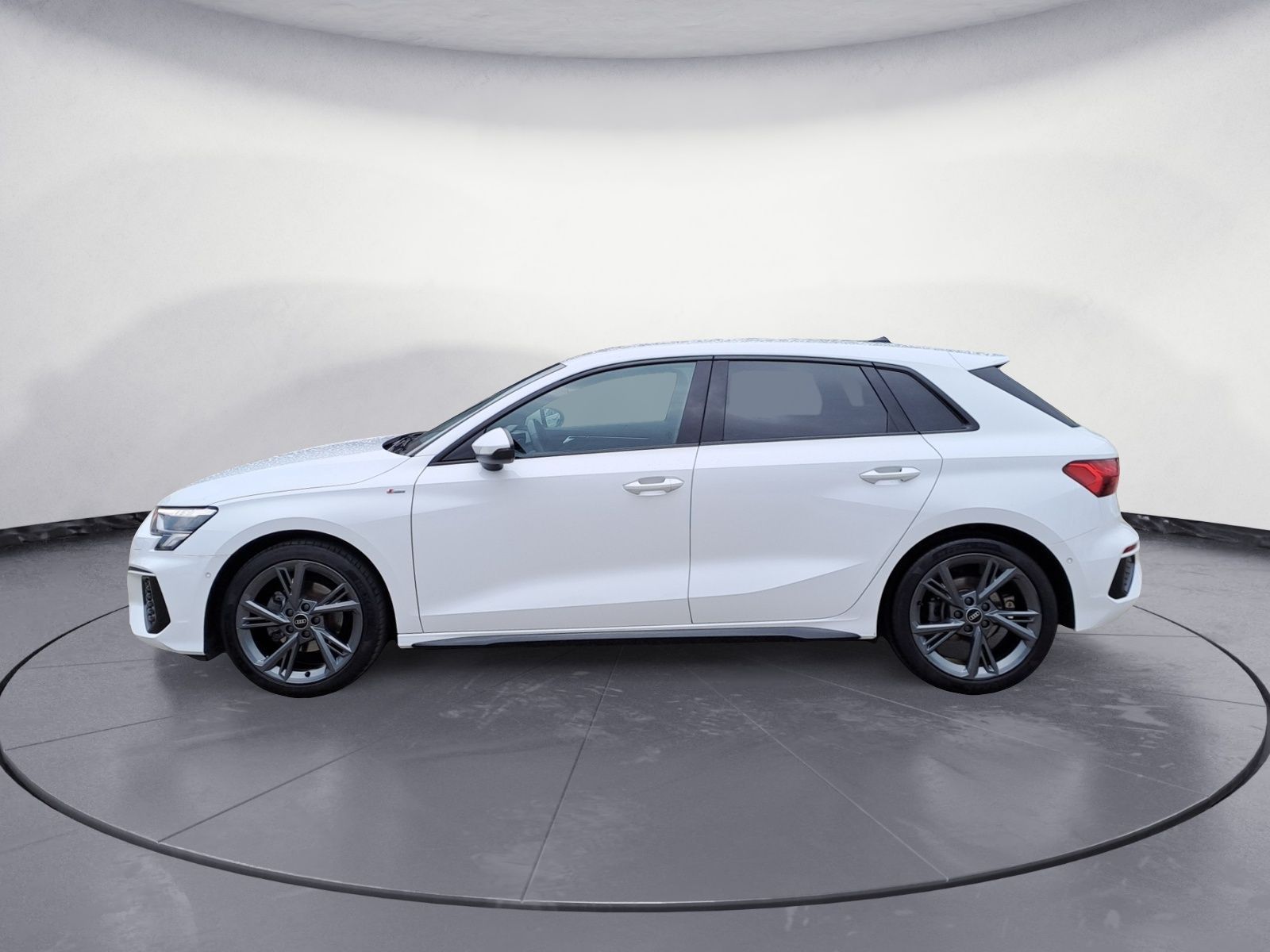 Audi A3 Sportback 35 TFSI S-tronic S-Line ACC Navi