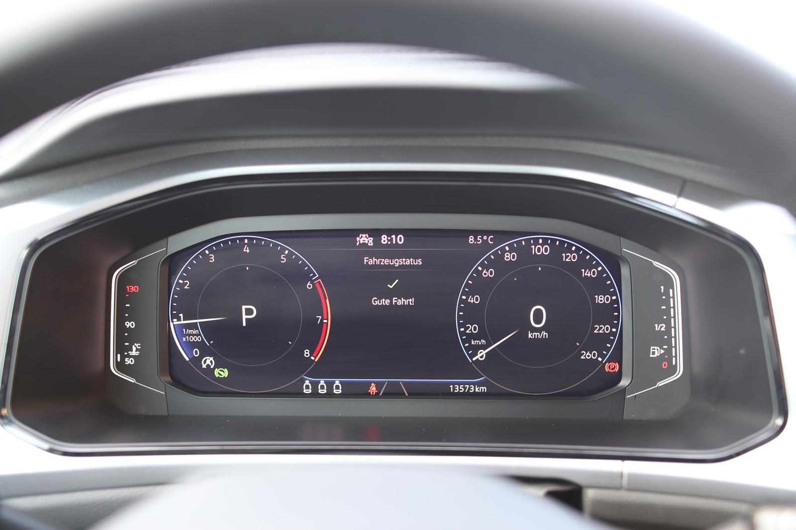 Volkswagen T-Roc 1.5 TSI Life DSG - Samsaru's Car Outlet