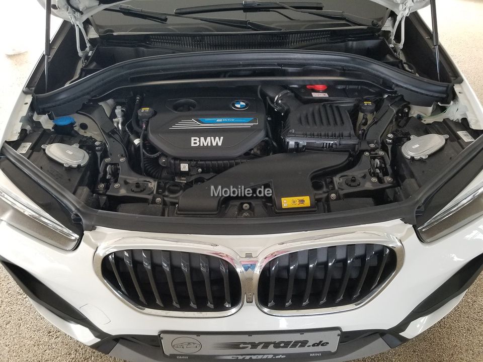 BMW X1 xDrive25e - Samsaru's Car Outlet