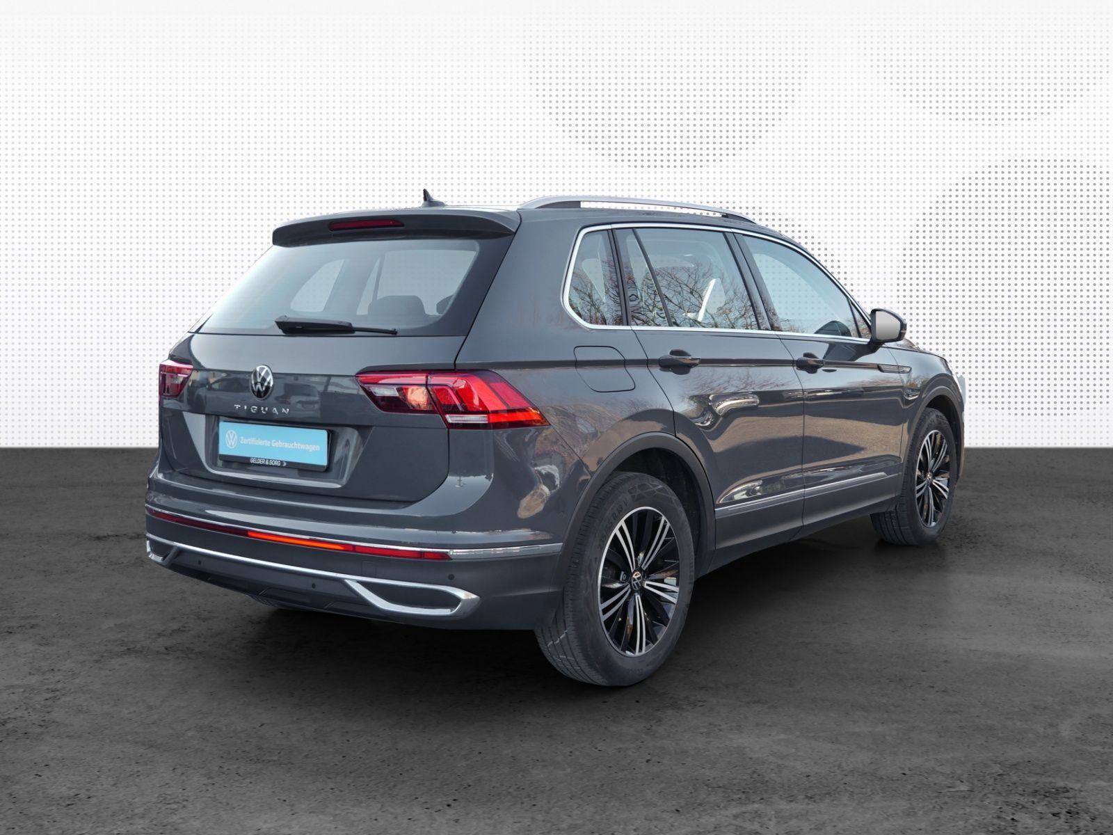Volkswagen Tiguan Elegance 2.0 TDI - Samsaru's Car Outlet