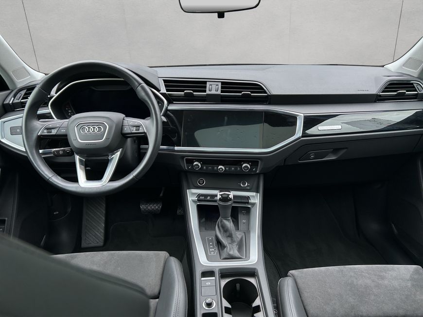 Audi Q3 45 TFSI Sportback quattro S line - Samsaru's Car Outlet
