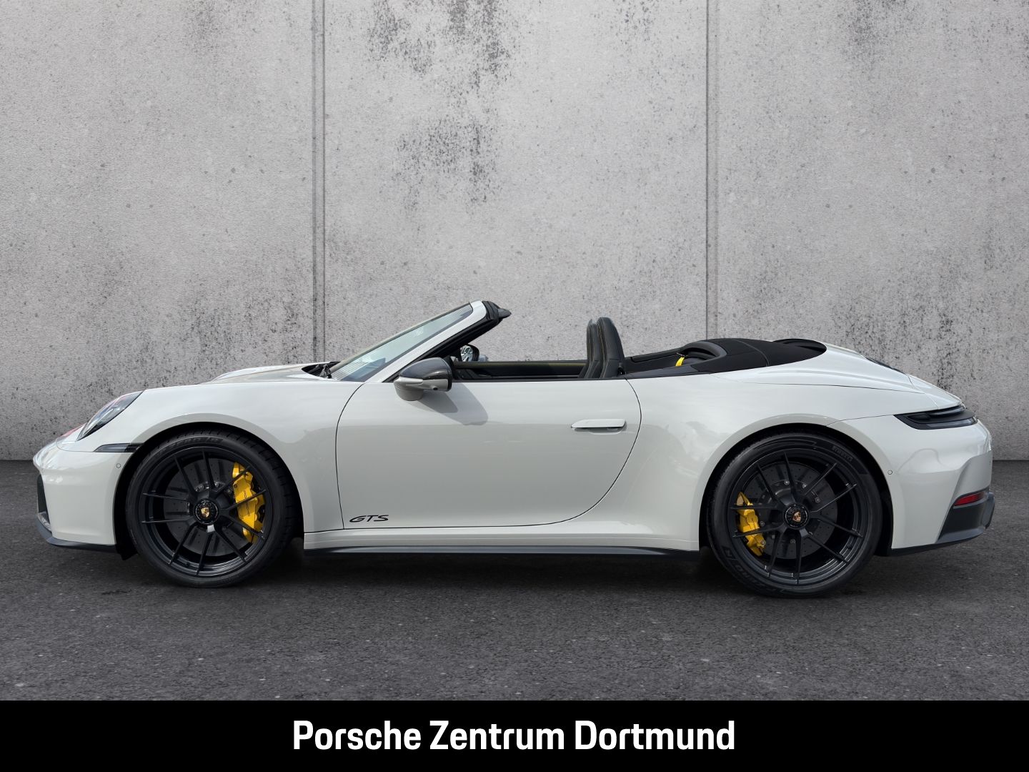 Porsche 992 911 Carrera 4 GTS Cabrio Burmester Clubleder