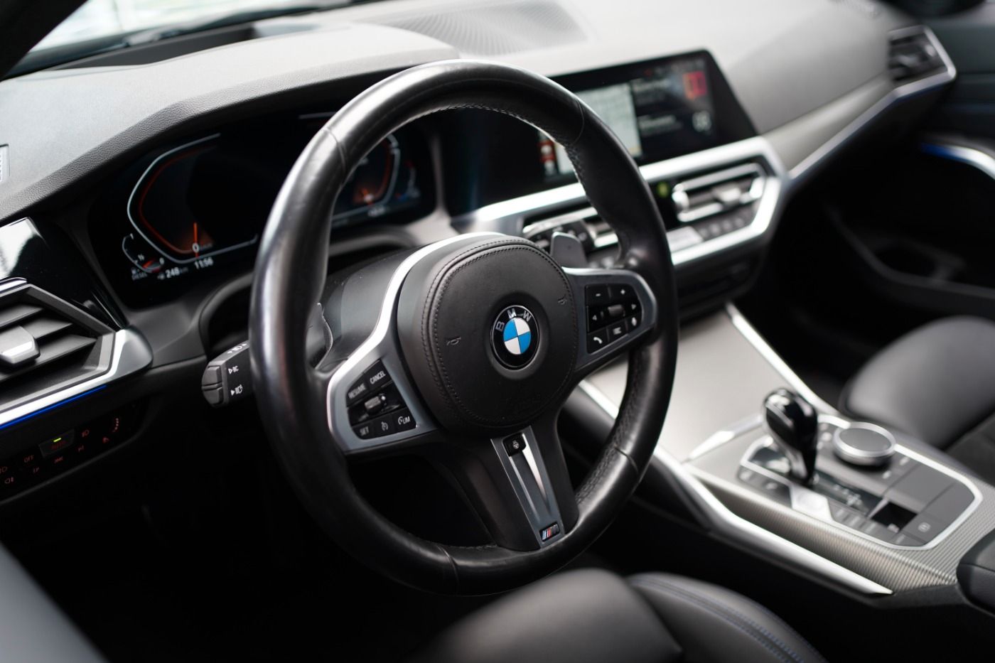 BMW 320d xDrive M-Sport - Samsaru's Car Outlet