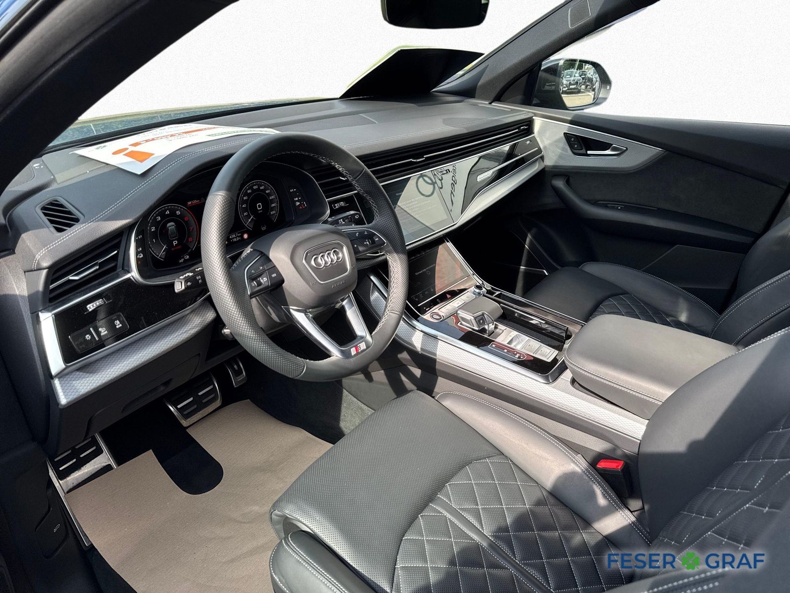 Audi Q8 SUV TFSI e 60 quattro - Samsaru's Car Outlet