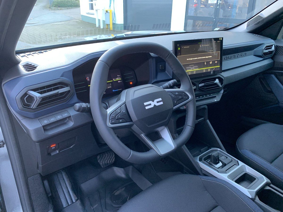 Dacia Duster HYBRID 140 - Samsaru's Car Outlet