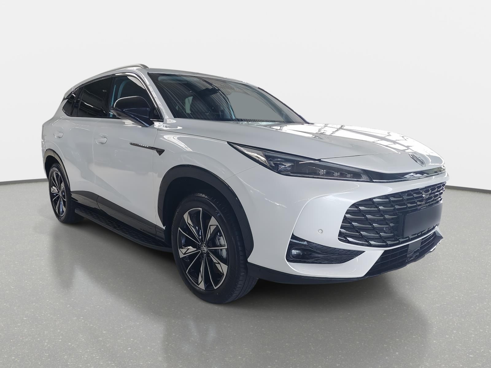 MG HS 1.5 PLUG-IN-HYBRID LUXURY LEDER 360-GRAD-KAME