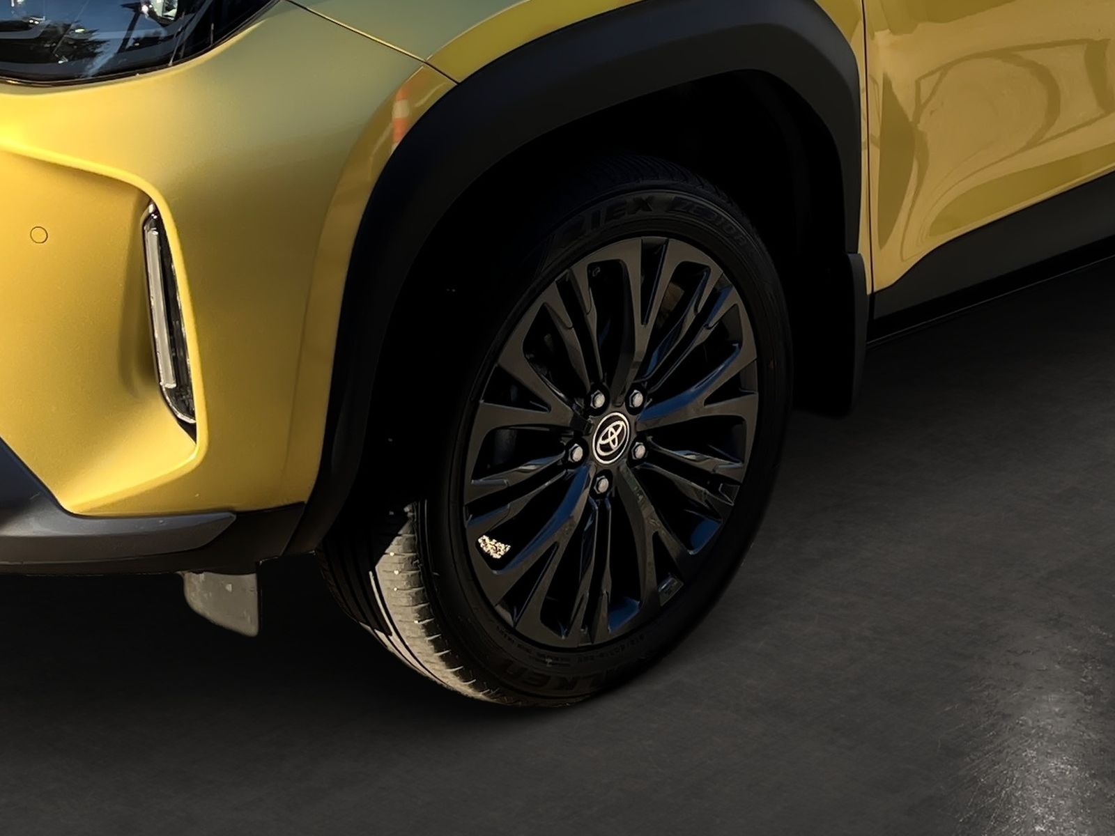 Toyota Yaris Cross 1.5Hybrid AWD-i Adventure,Matrix,HUD