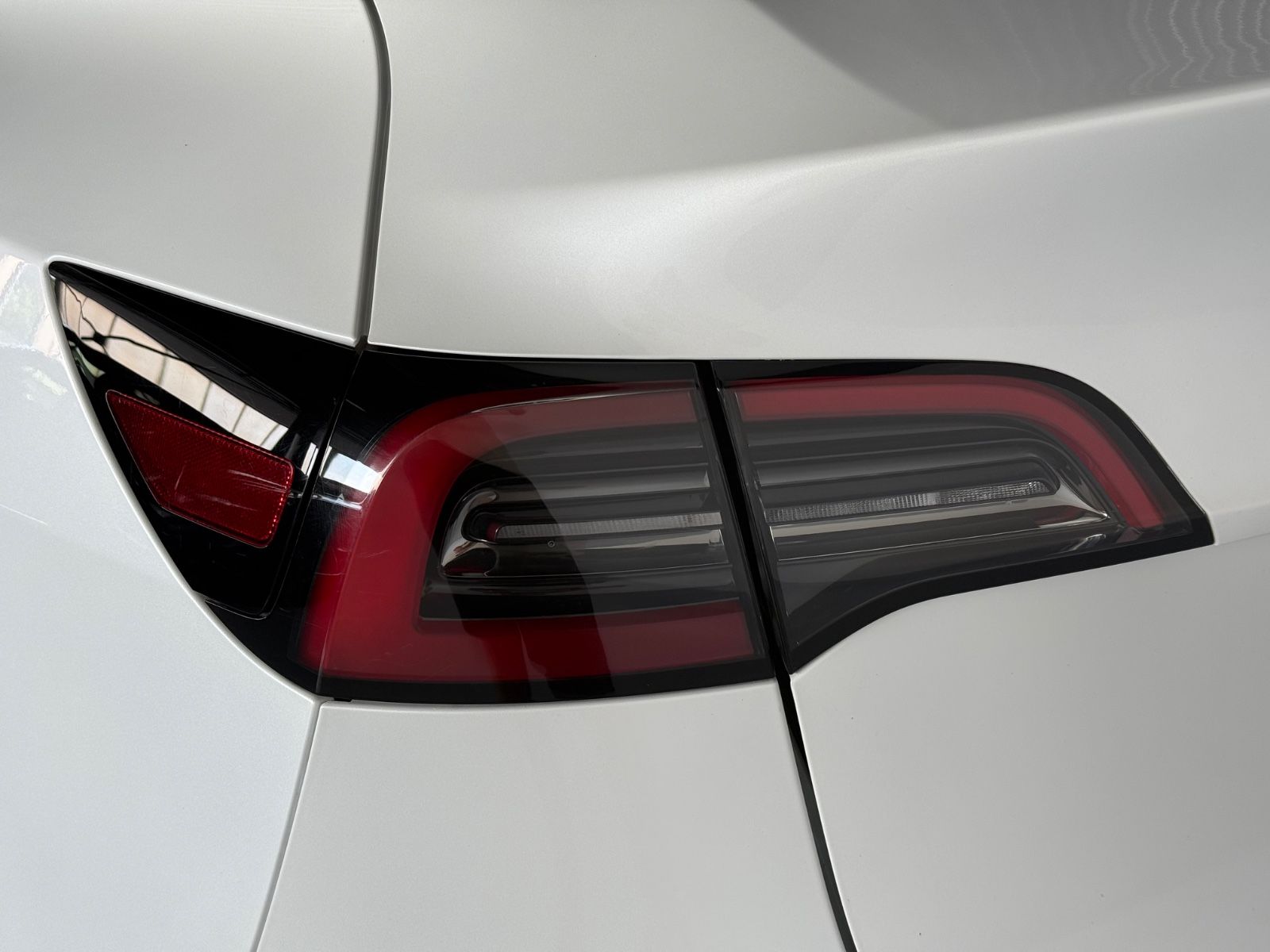 Tesla Model Y Standard Range RWD