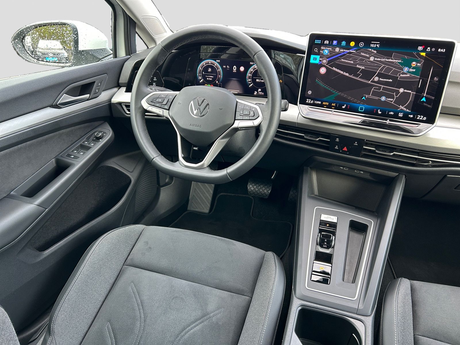 Volkswagen Golf VIII 1.5eTSI DSG Life 360° AHK HuD Standhei