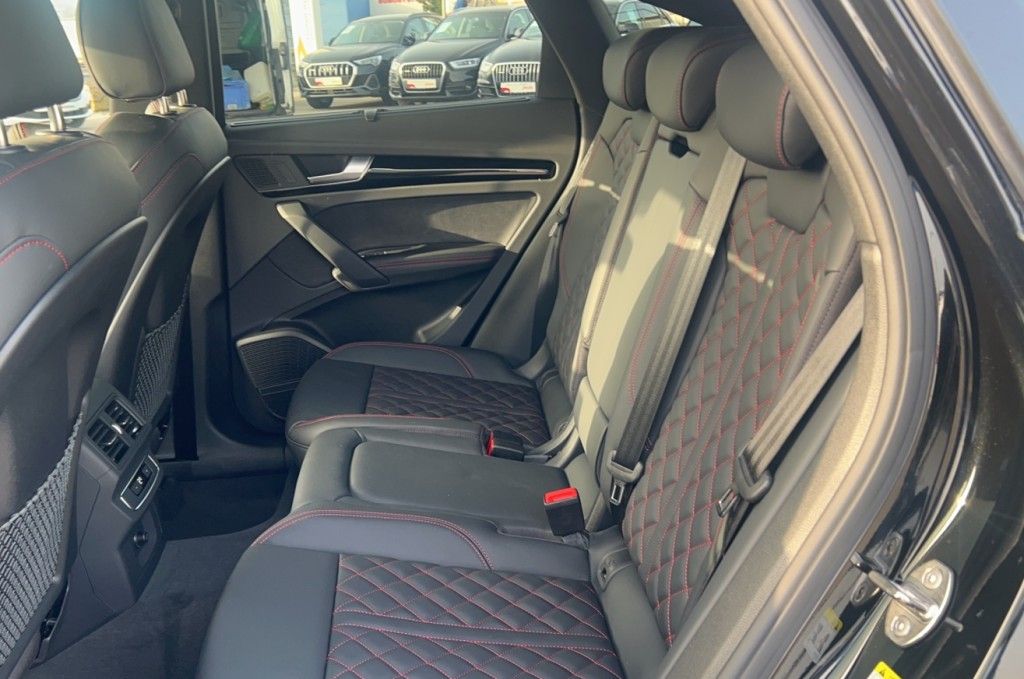 Audi Q5 40 TDI Sportback S line - Samsaru's Car Outlet