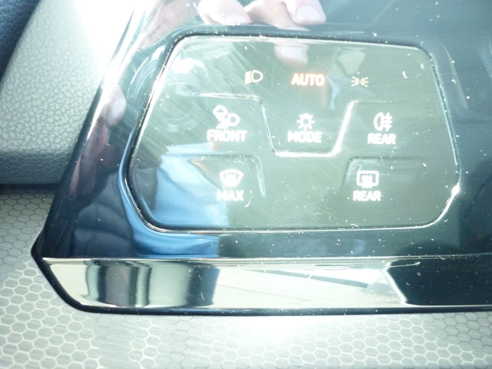 Volkswagen Golf VIII 2.0 GTI - Samsaru's Car Outlet