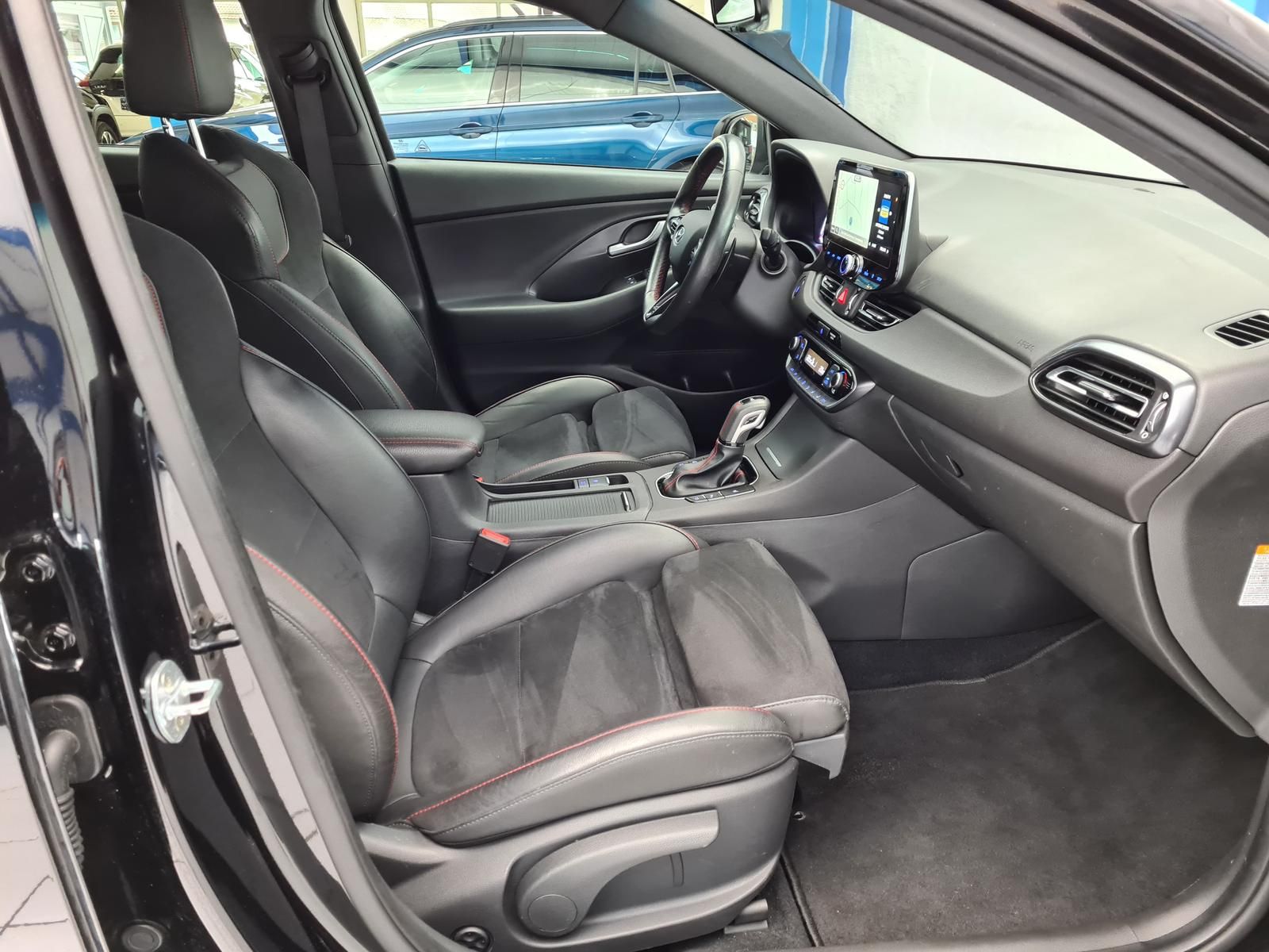 Hyundai i30 cw 1.5 T-GDI N Line - Samsaru's Car Outlet