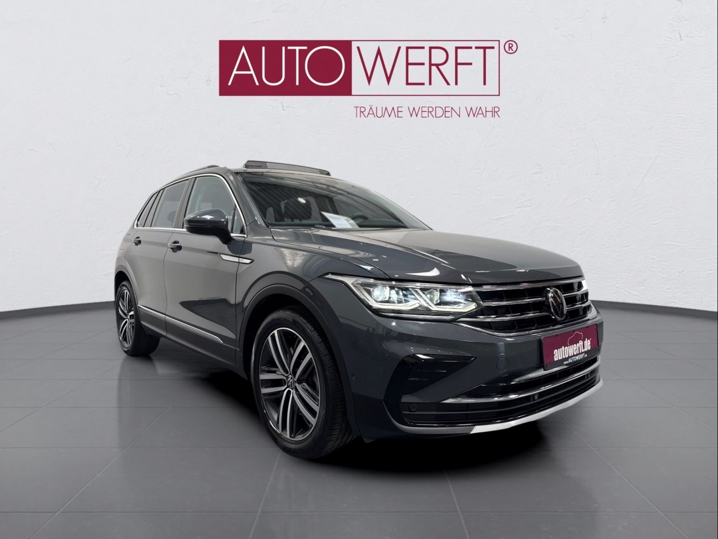 Volkswagen Tiguan 2.0 TSI 4M DSG ELEGANCE MATRIX PANO AHK K