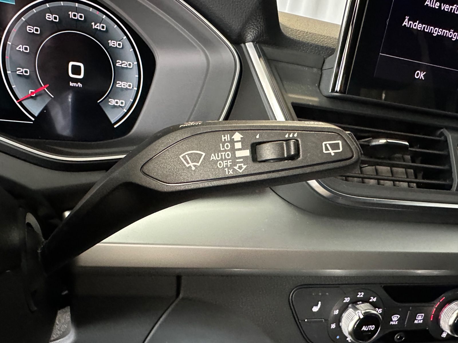 Audi Q5 40 TDI quattro S line - Samsaru's Car Outlet
