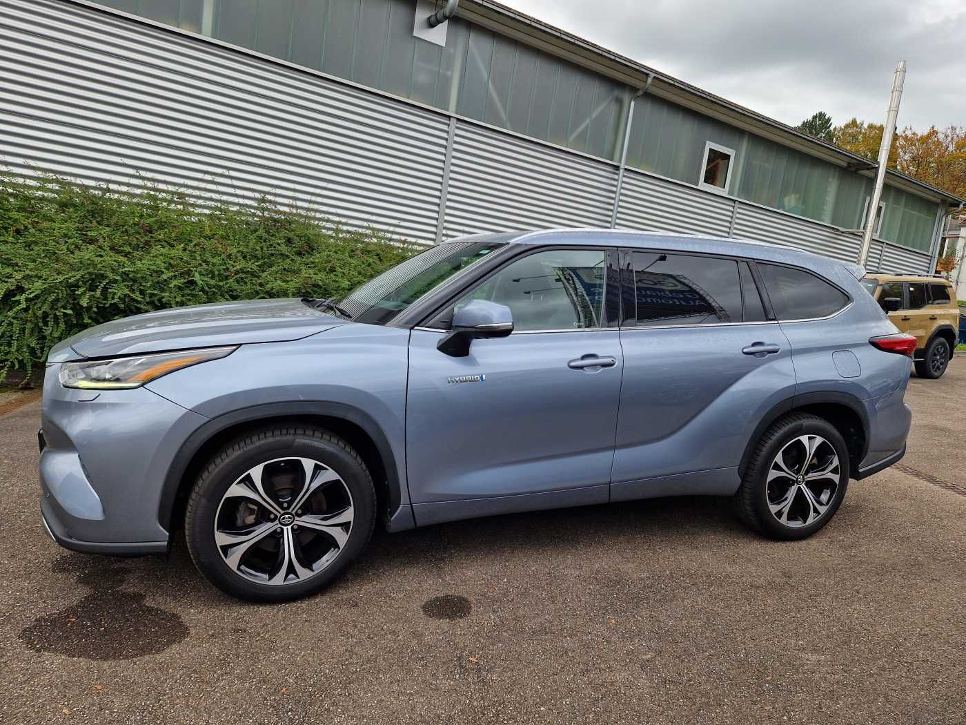 Toyota Highlander 2.5 Hybrid Luxury