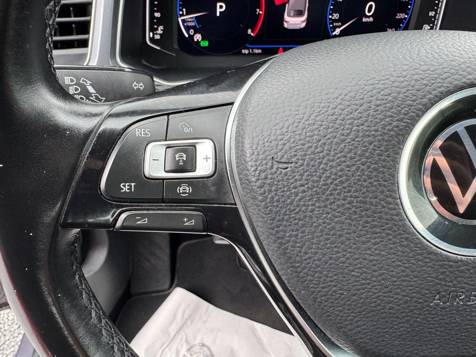 Volkswagen T-Roc 1.5 TSI Style - Samsaru's Car Outlet
