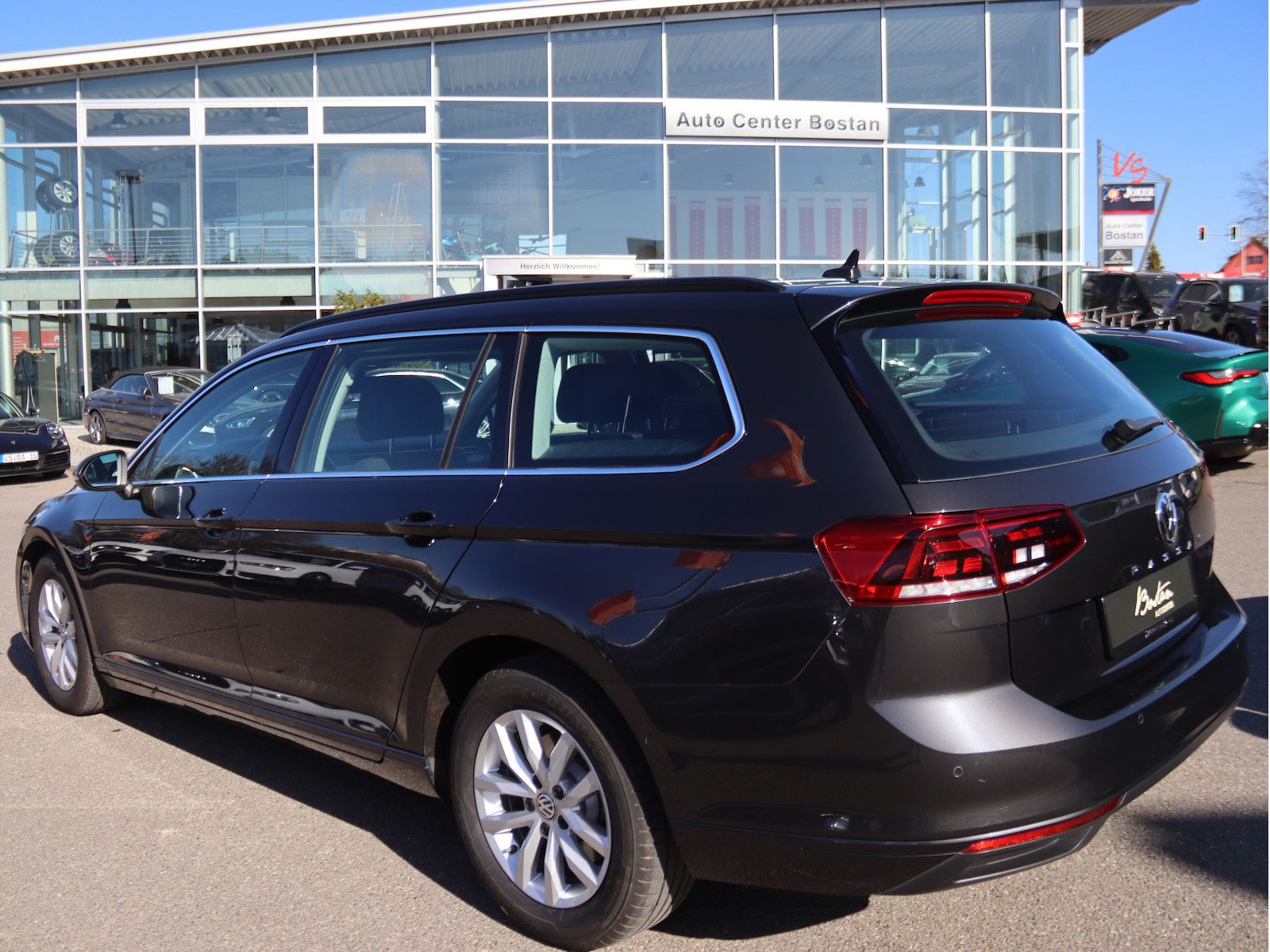 Volkswagen Passat 2.0TDI BUSINESS - Samsaru's Car Outlet