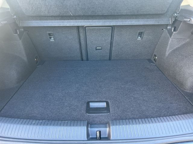 Volkswagen T-Roc 1.0 TSI Style - Samsaru's Car Outlet