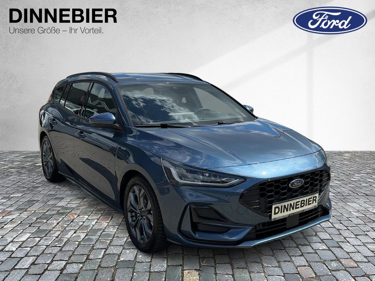Ford FOCUS ST-Line X LED+AHK+Kamera+Winterpaket